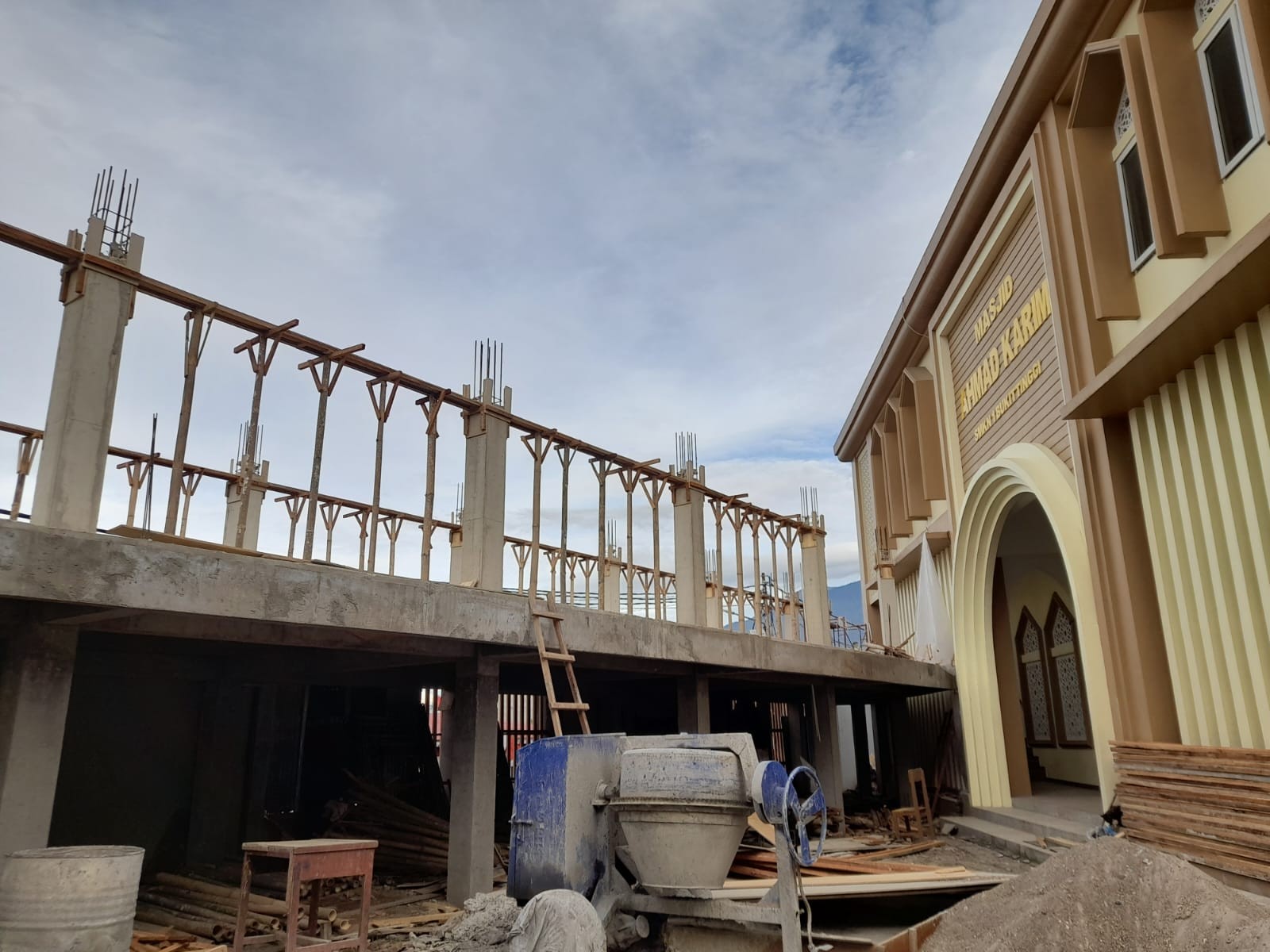 Proses pembangunan tahap 3